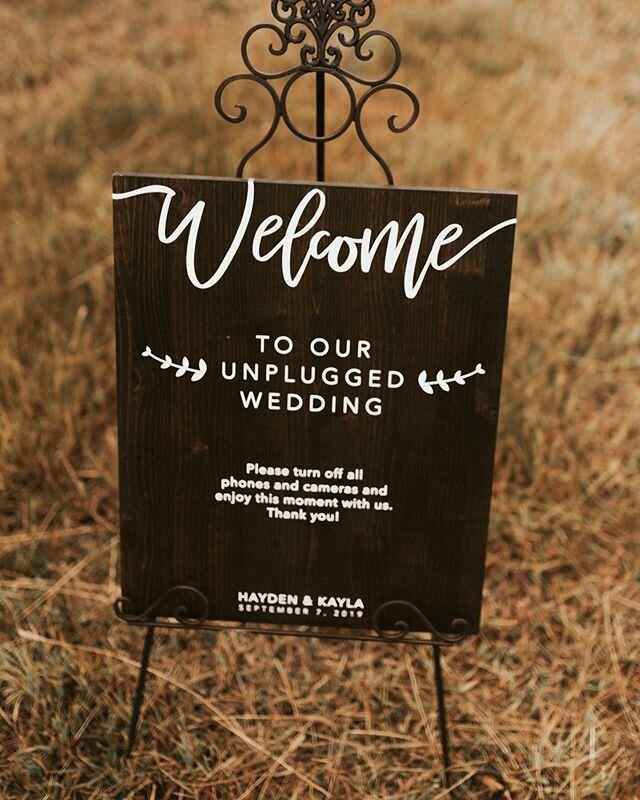 one of my biggest recommendations to every couple is to go with an unplugged wedding&mdash;it helps keep everyone focused and engaged during your special ceremony and leaves photography to the professionals 💖