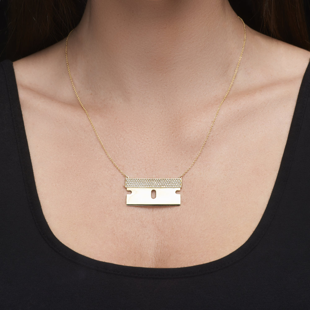 Razor Blade Pendant Chain Choker Necklace