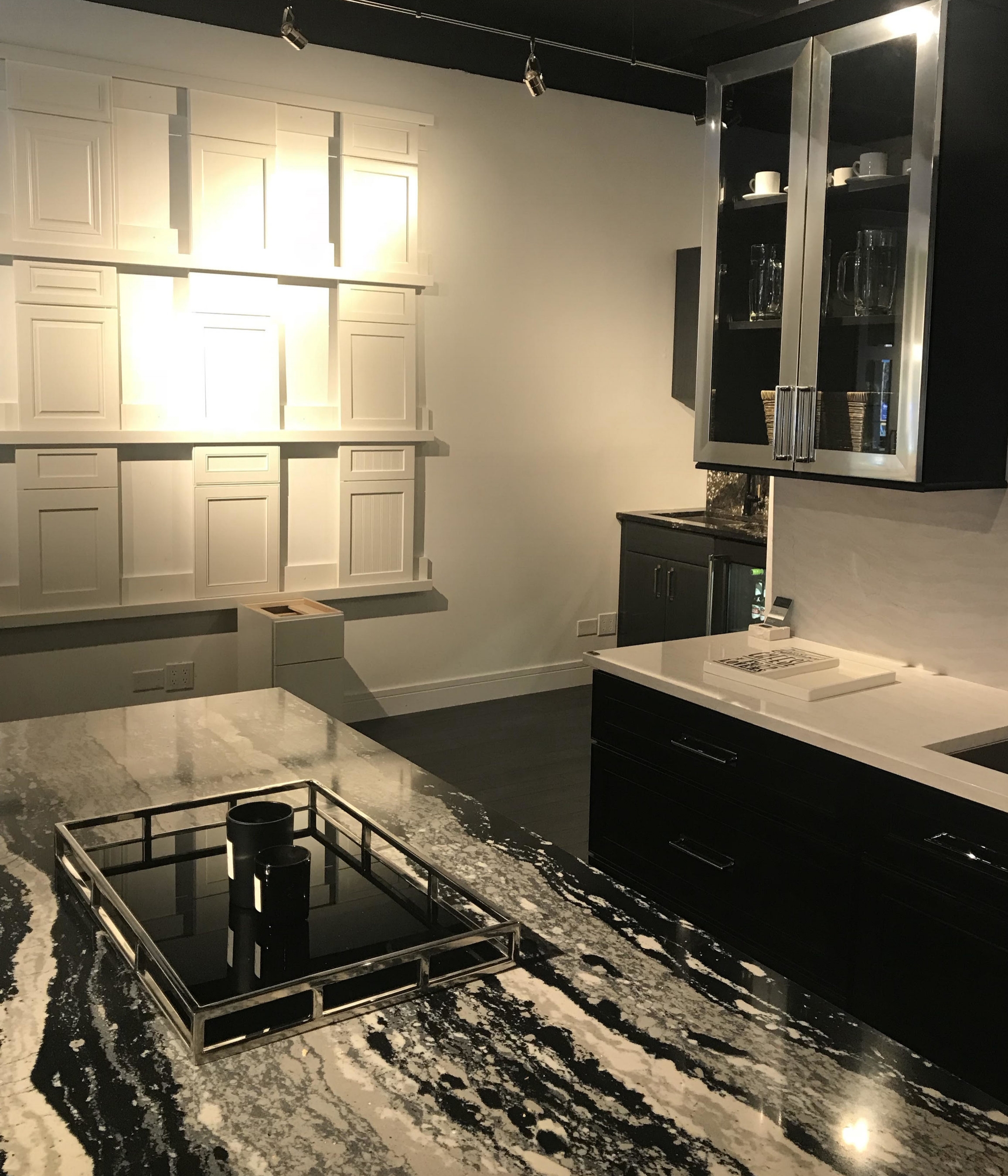 Showroom 4.jpg
