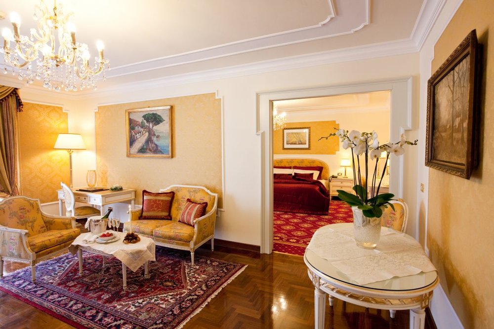 Abano-Grand-Hotel-Suite-Imperial10.69d810f11b7cdbf2a4cc84070faad939.jpg