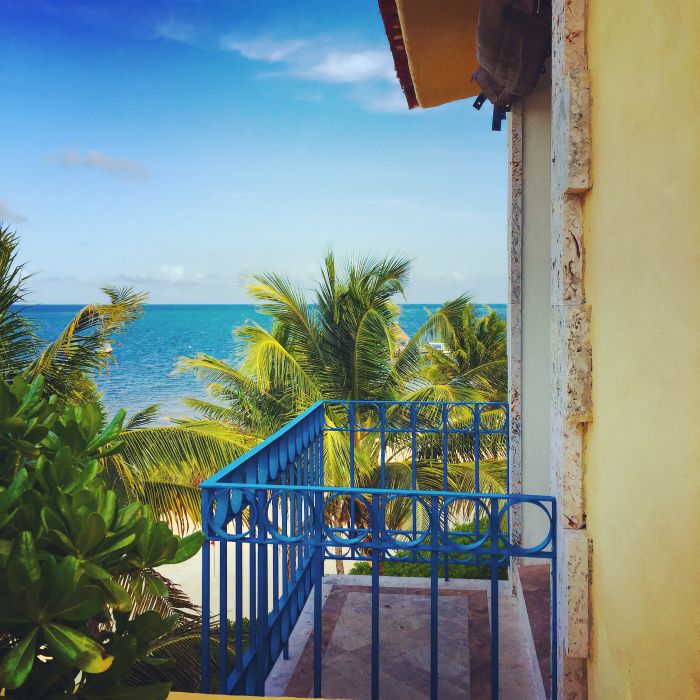 zoetry-balcony-blue-stylemindchiclife
