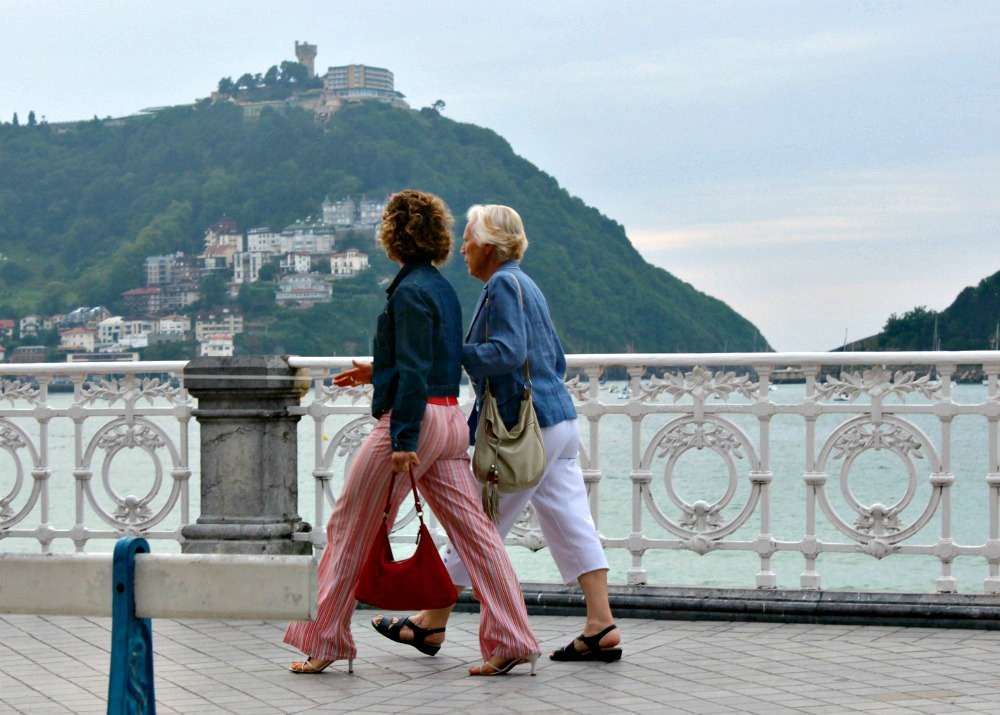 euro chic 5.jpg