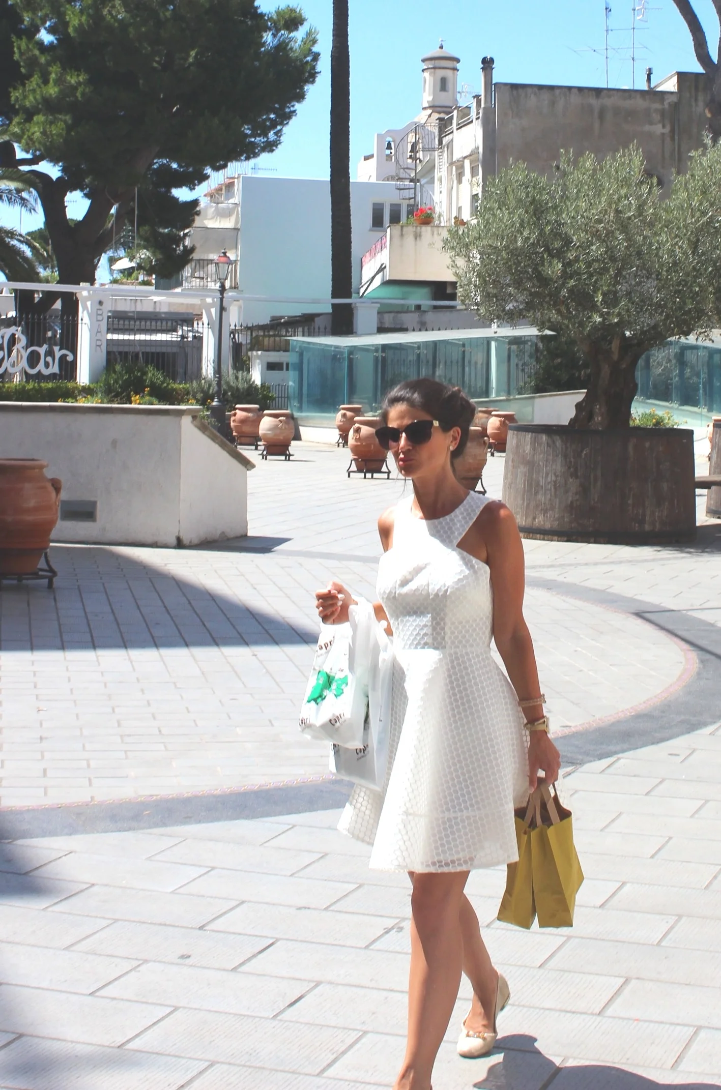 The White Dress is EVERYTHING