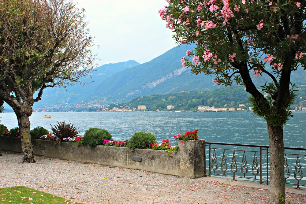 Lake Como for calendar 1.jpg