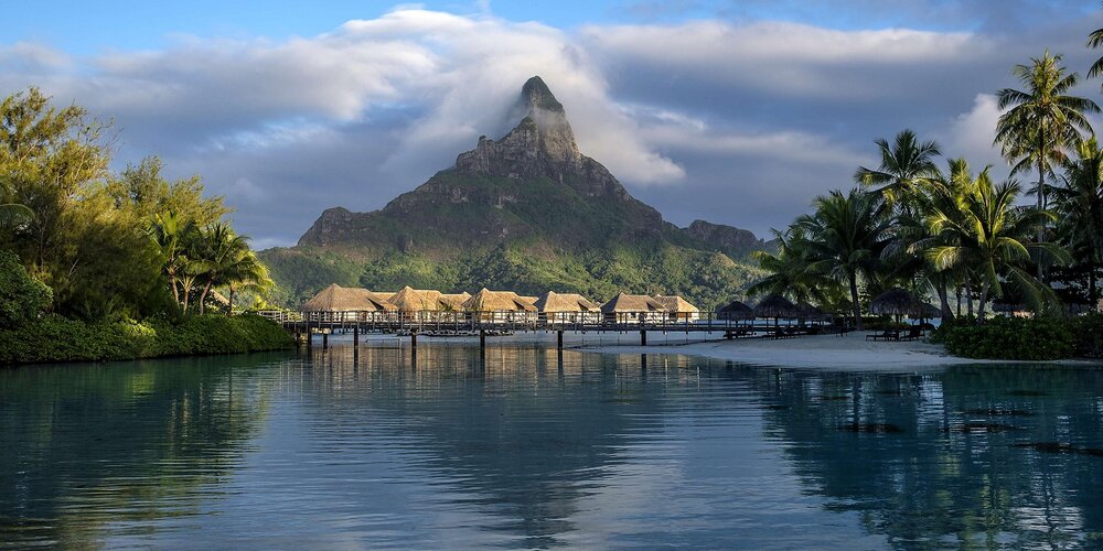 intercontinental-bora-bora-5762886886-2x1.jpg