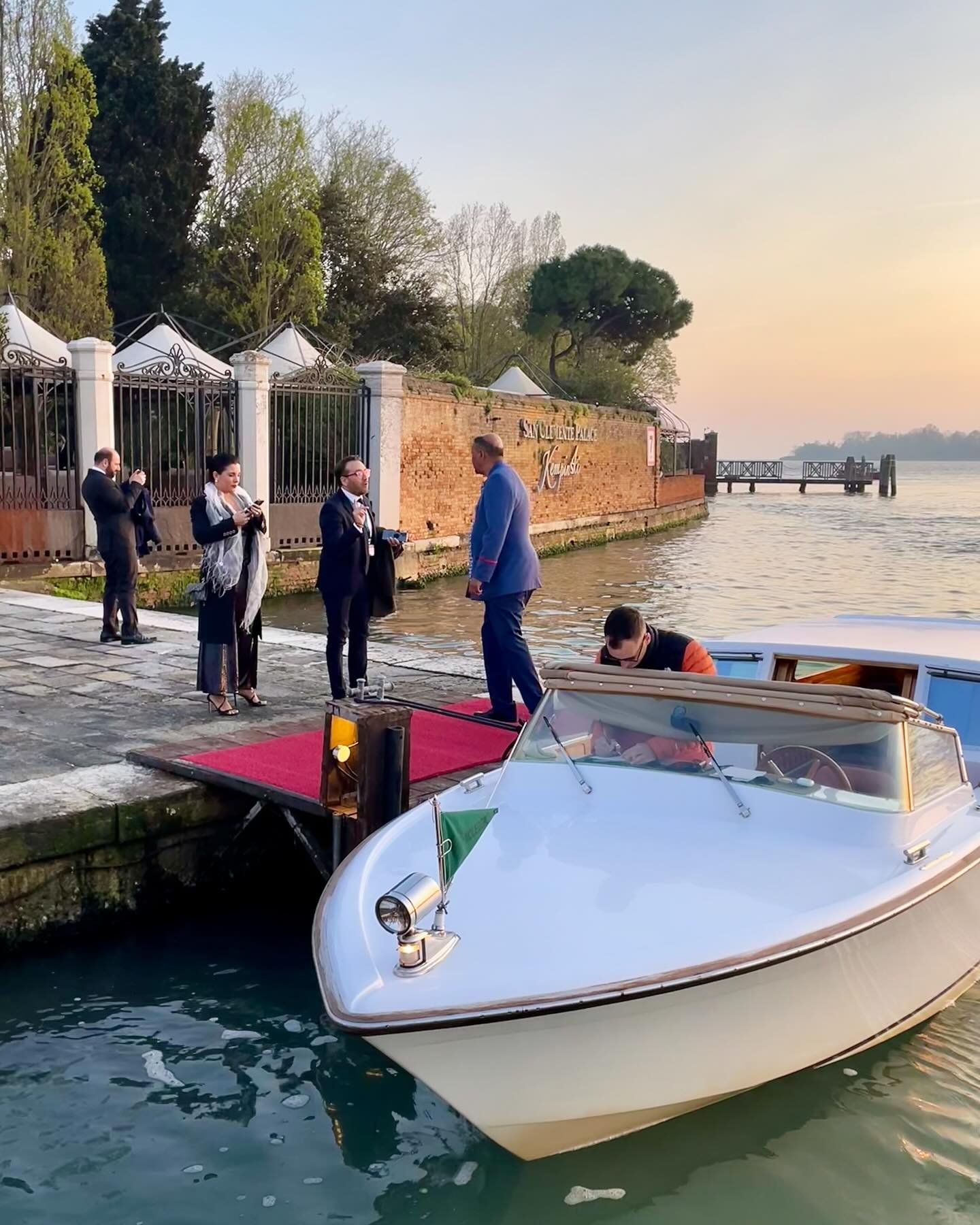 Wrapping up another fabulous Travelux event in Venice with a black tie gala at the swanky Kempinski Palace. 🥂✨ Cheers to Nebe Club for hosting another super successful event!! #travelux2024 #travelux #nebeclubevents #luxurytravel #traveladvisor #ven