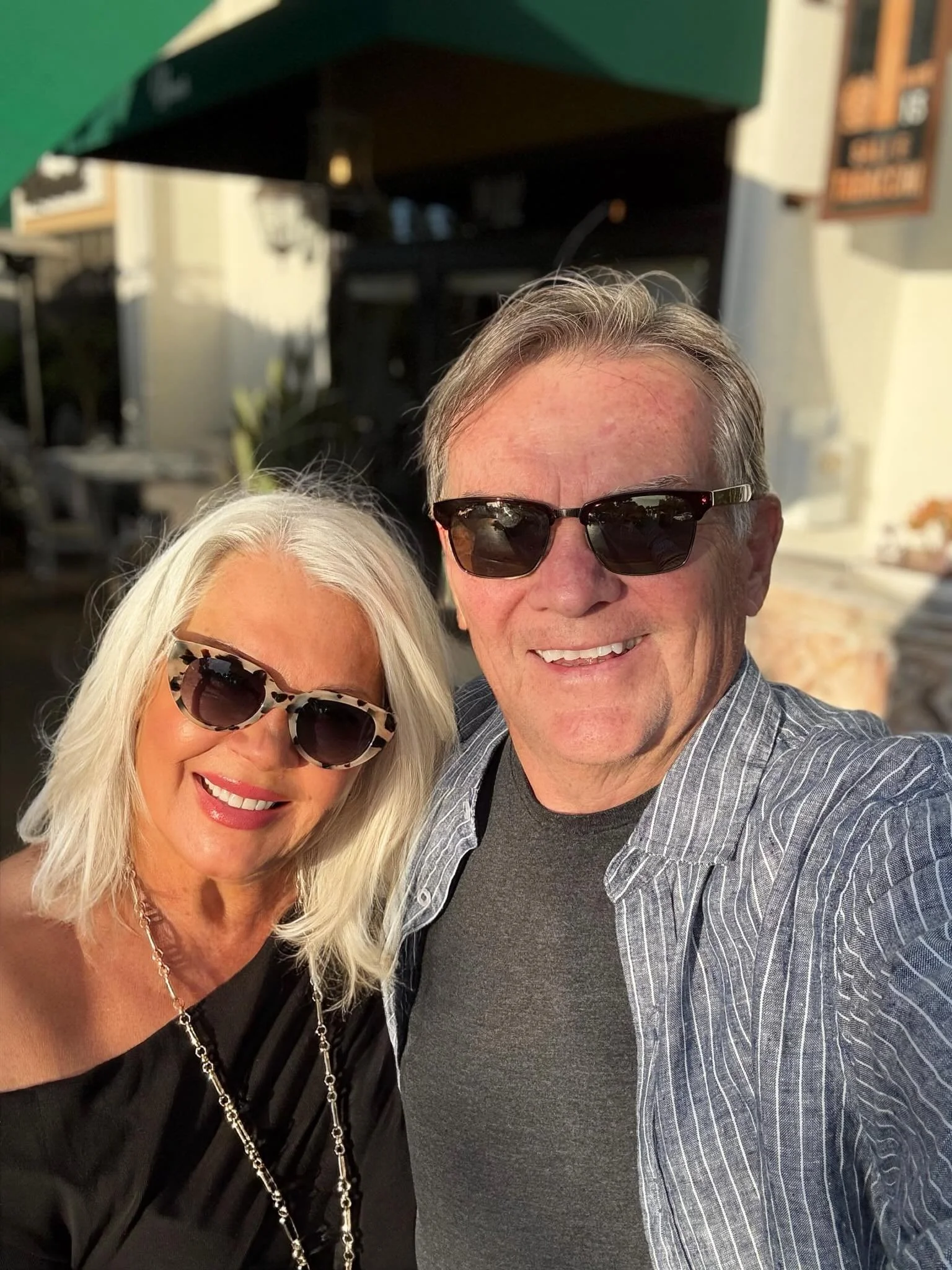 Exploring some new foodie finds and revisiting an old favorite during our week in SoCal! 🥂From the hidden gem of Petite Trois in Stufio City, to fresh fare at Four Seasons Westlake, charming Italian at Nonna, to Iconic beach vibes in Malibu at Glads