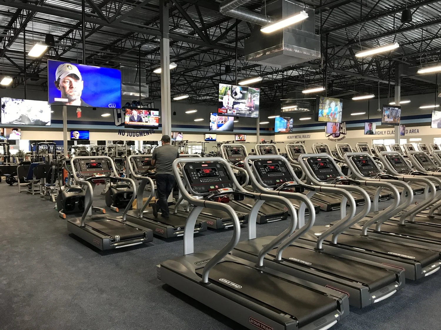 A/V IN FITNESS STUDIOS: PUMP UP YOUR CLIENTS!