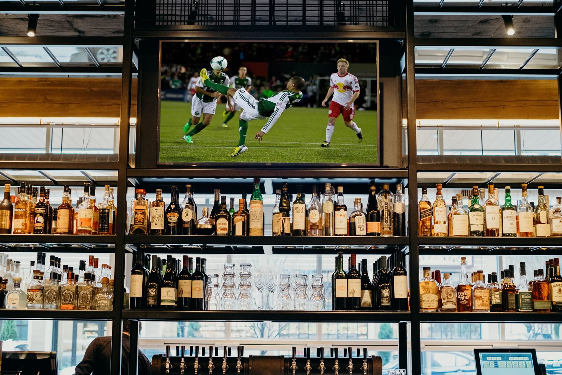 Commercial_SectionHeader.jpg