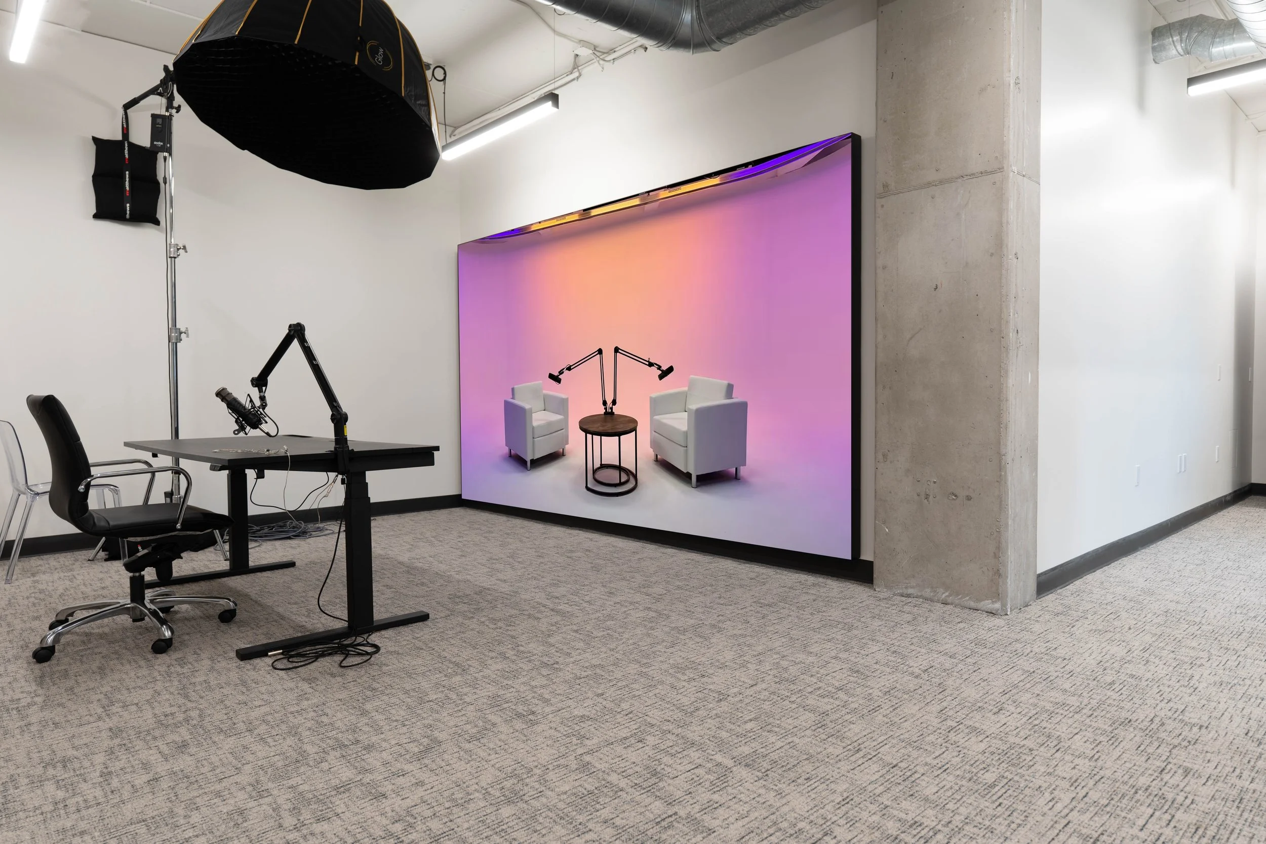 Big Visuals, Seamless Integration: Driving Workplace Collaboration with Planar LED Tech