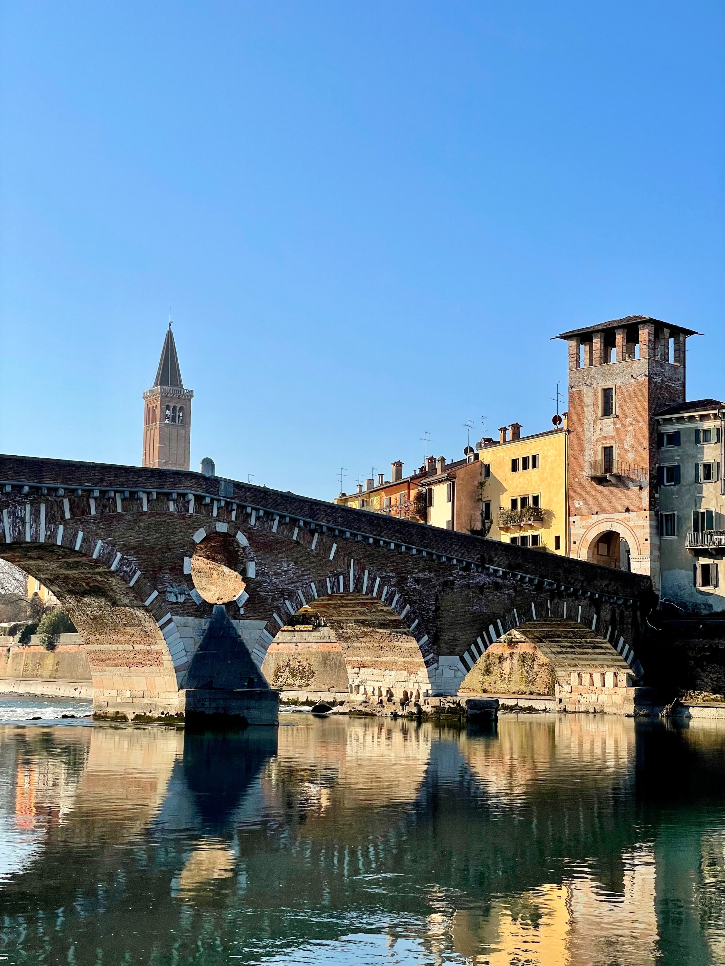 Ponte Pietra, Verona