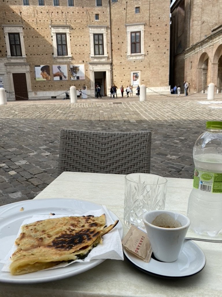  Pre Palazzo Ducale bite and coffee 