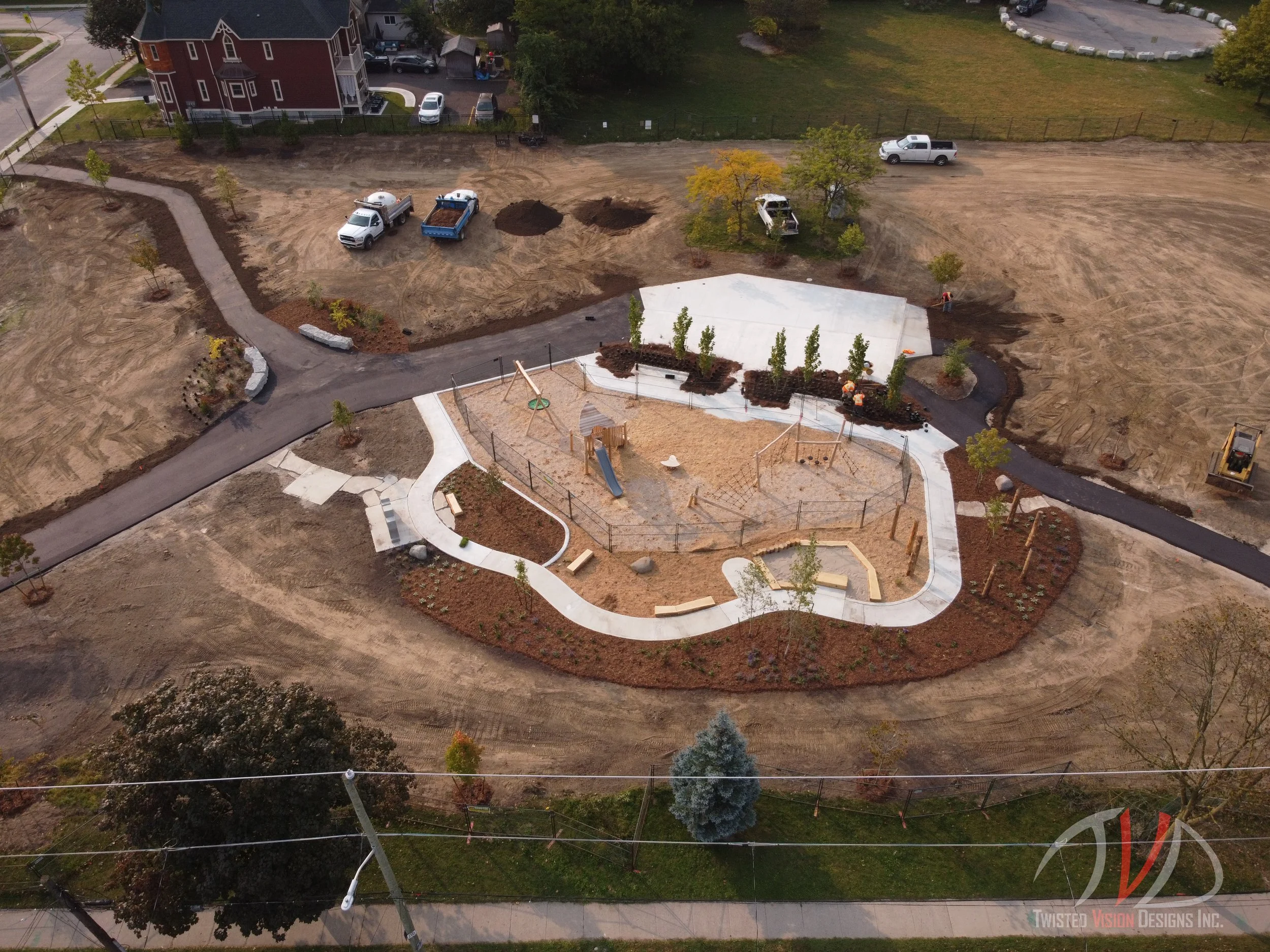 Lorne Avenue Park SHIFT Landscape Architecture lorne-avenue-park-shift-landscape-architecture
