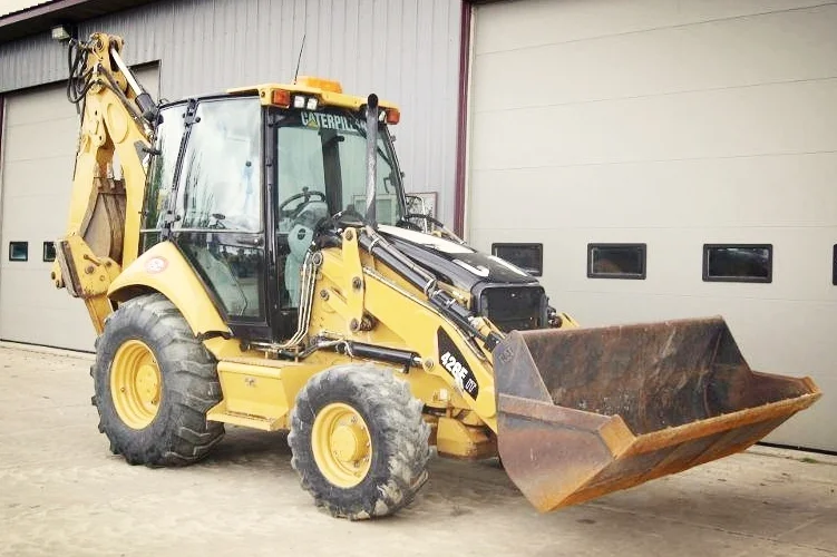 BACKHOE: CATERPILLAR 420E IT 2011