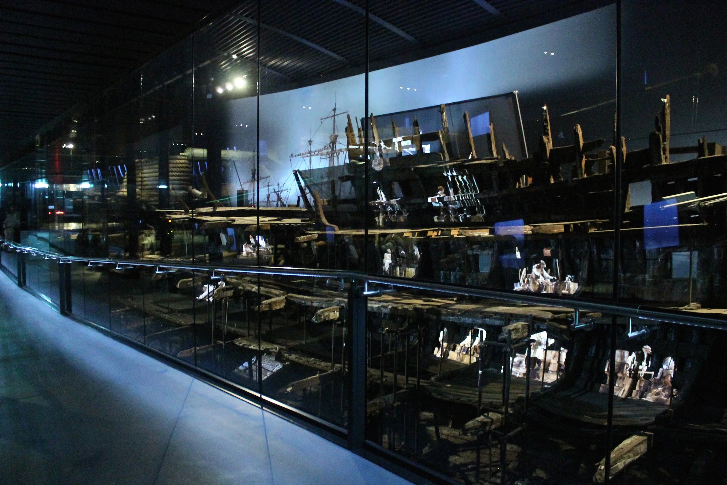  The Galleries create a snapshot of time moments before the ship sank in battle. Visitors walk along re interpreted deck levels to imagine the life on-board with digital projection and film content used to successfully bring this story to life. 