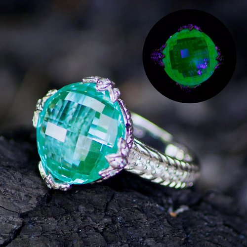 DaTuRa ジュエリーバブリーウォッチ UV Reactive Jewelry — The Butterfly Babe
