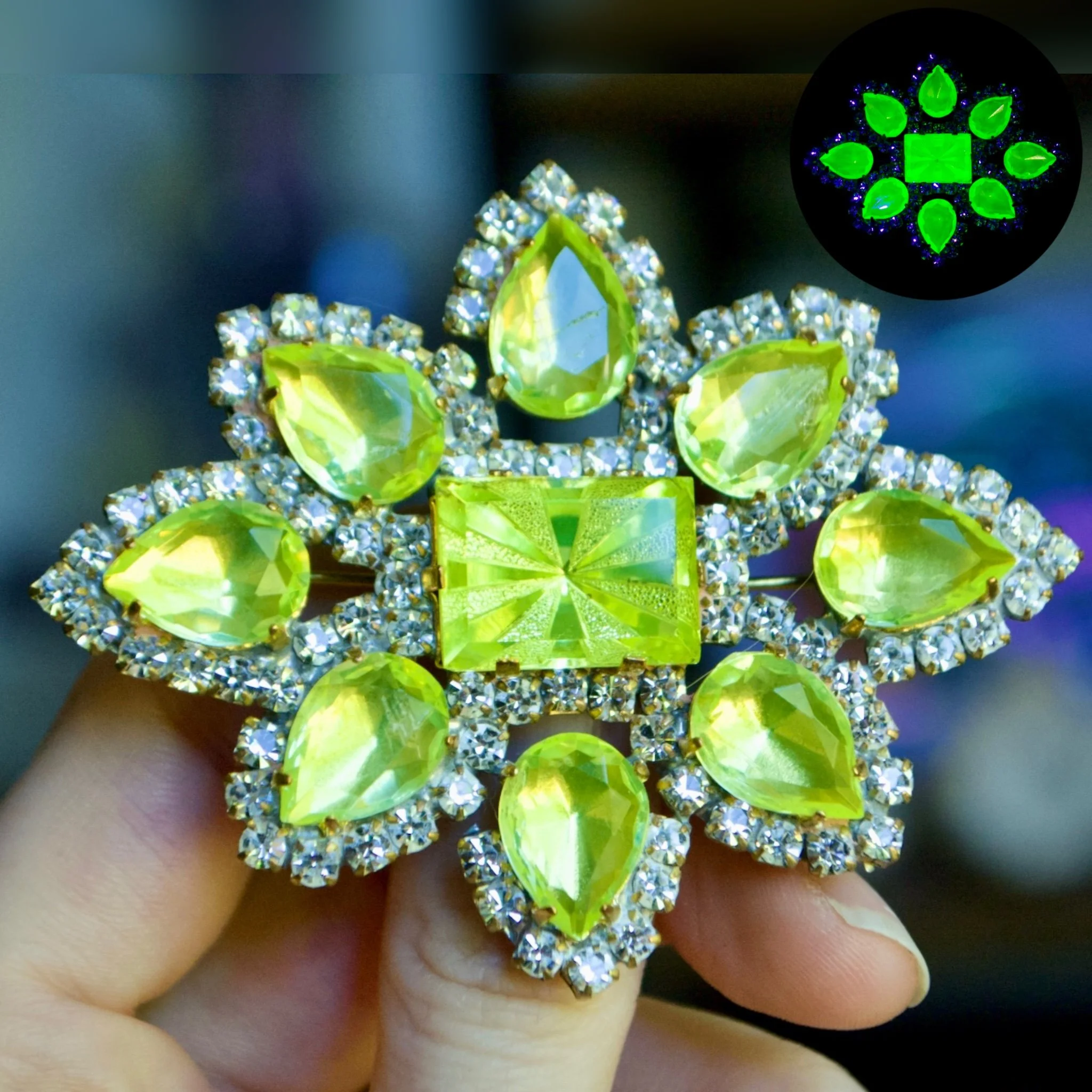 UV Reactive Uranium Glass Vaseline Yellow Silver Tone Brooch
