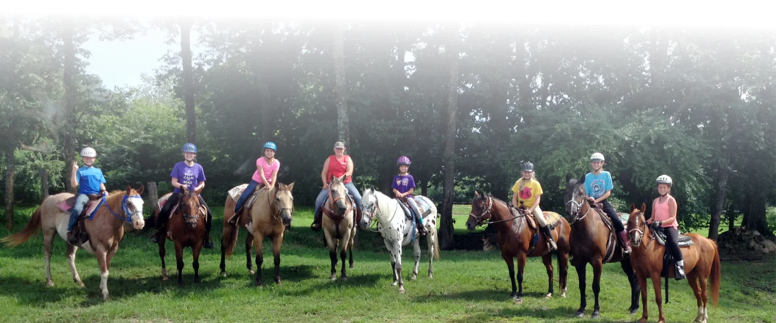 Beginner and expert equestrians alike will enjoy outdoor adventures with Monkey Island Trail Rides at Royal Horse Ranch. Offering guided horseback riding, options are available for half-hour or hour-long rides. Trails wind through more than 100 acres of sunny pastures and shady woods along beautiful Grand Lake, making the perfect setting or a leisurely ride.