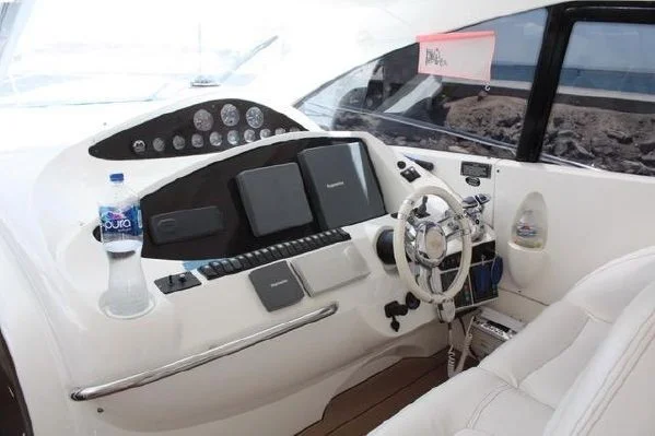 68 Sunseeker - 2.jpg