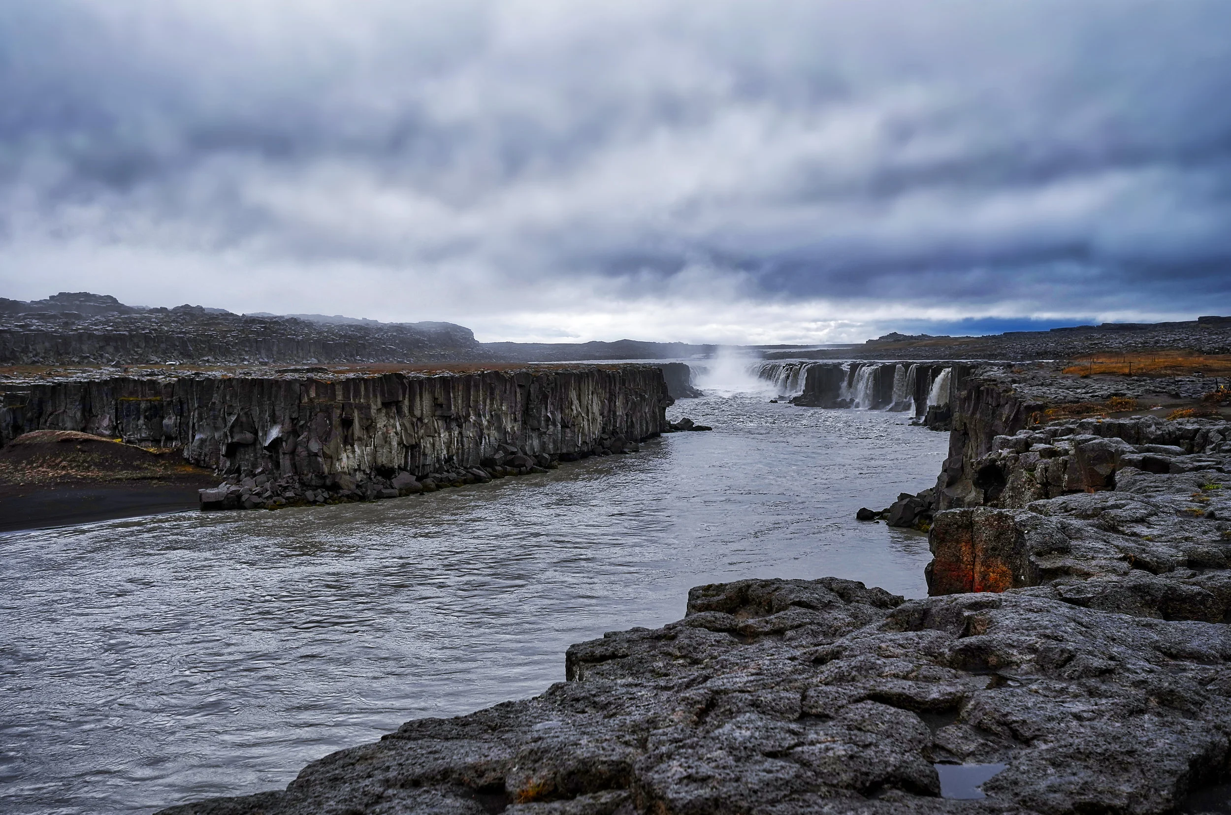 waterfall.jpg