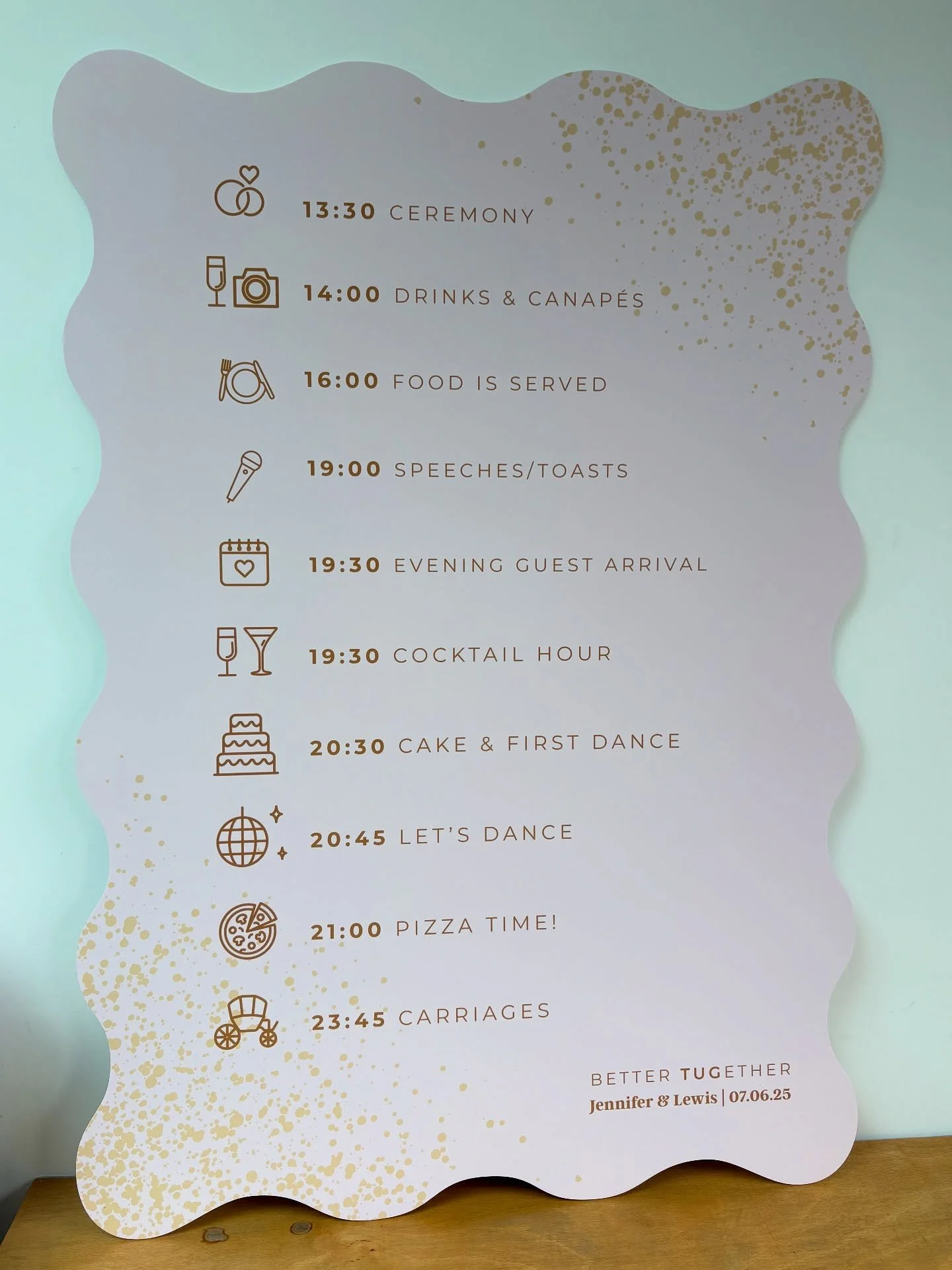 All the wiggles 〰️

Wavy loveliness for J&amp;L last month. An order of the day sign is always a winner, (everyone is keen to know when they&rsquo;re going to eat!) 

Plus some really special activity cards for the little guests on the day. Photo tas