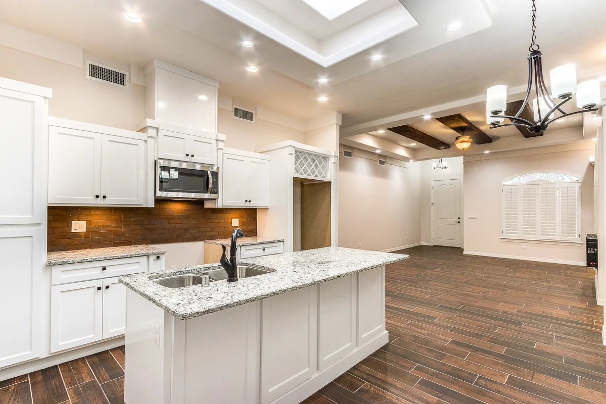 13610 Harbottle-16.jpg