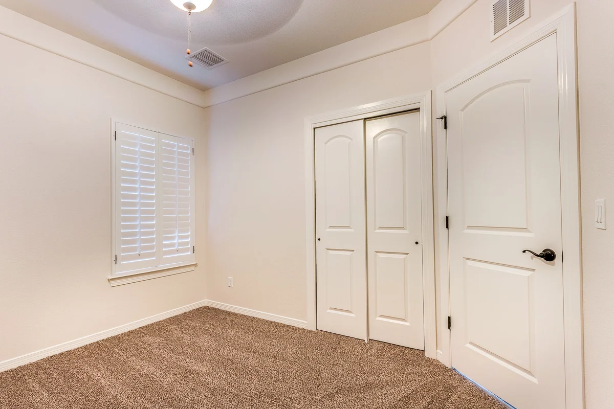13610 Harbottle-19.jpg