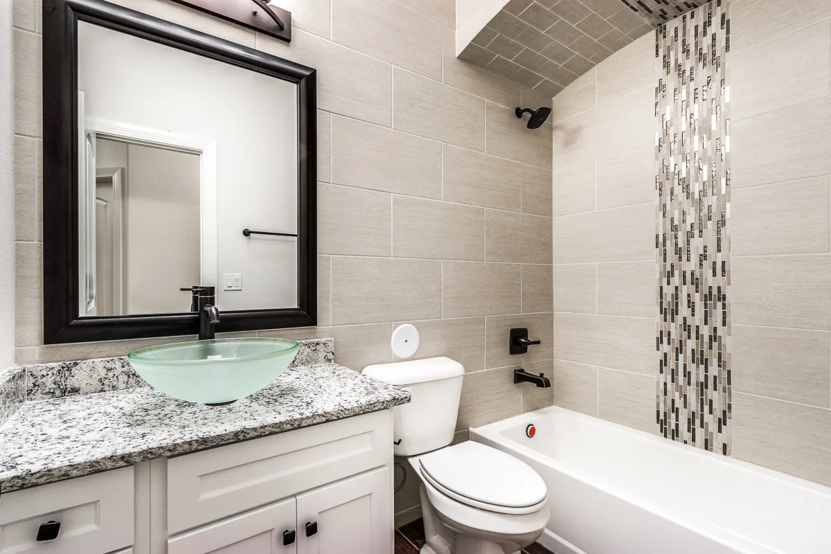 13610 Harbottle-21.jpg