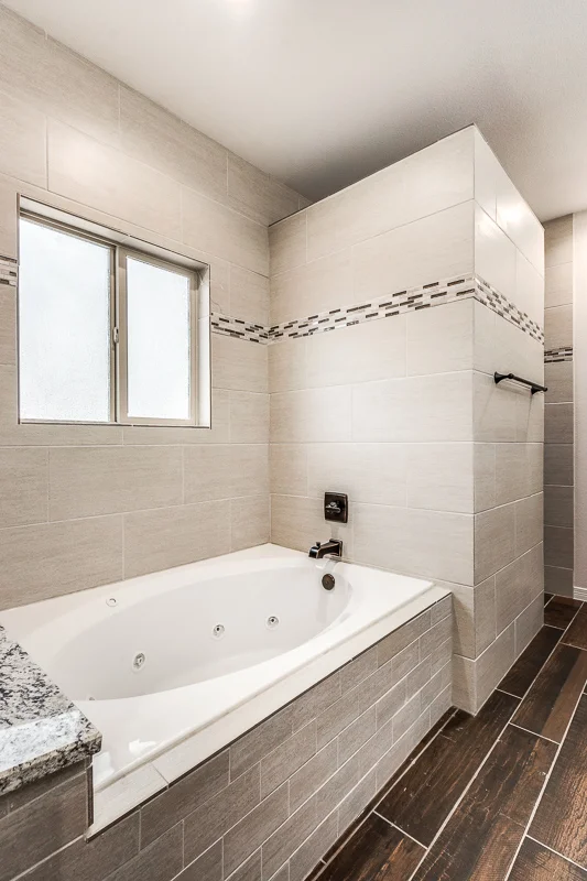 13610 Harbottle-27.jpg