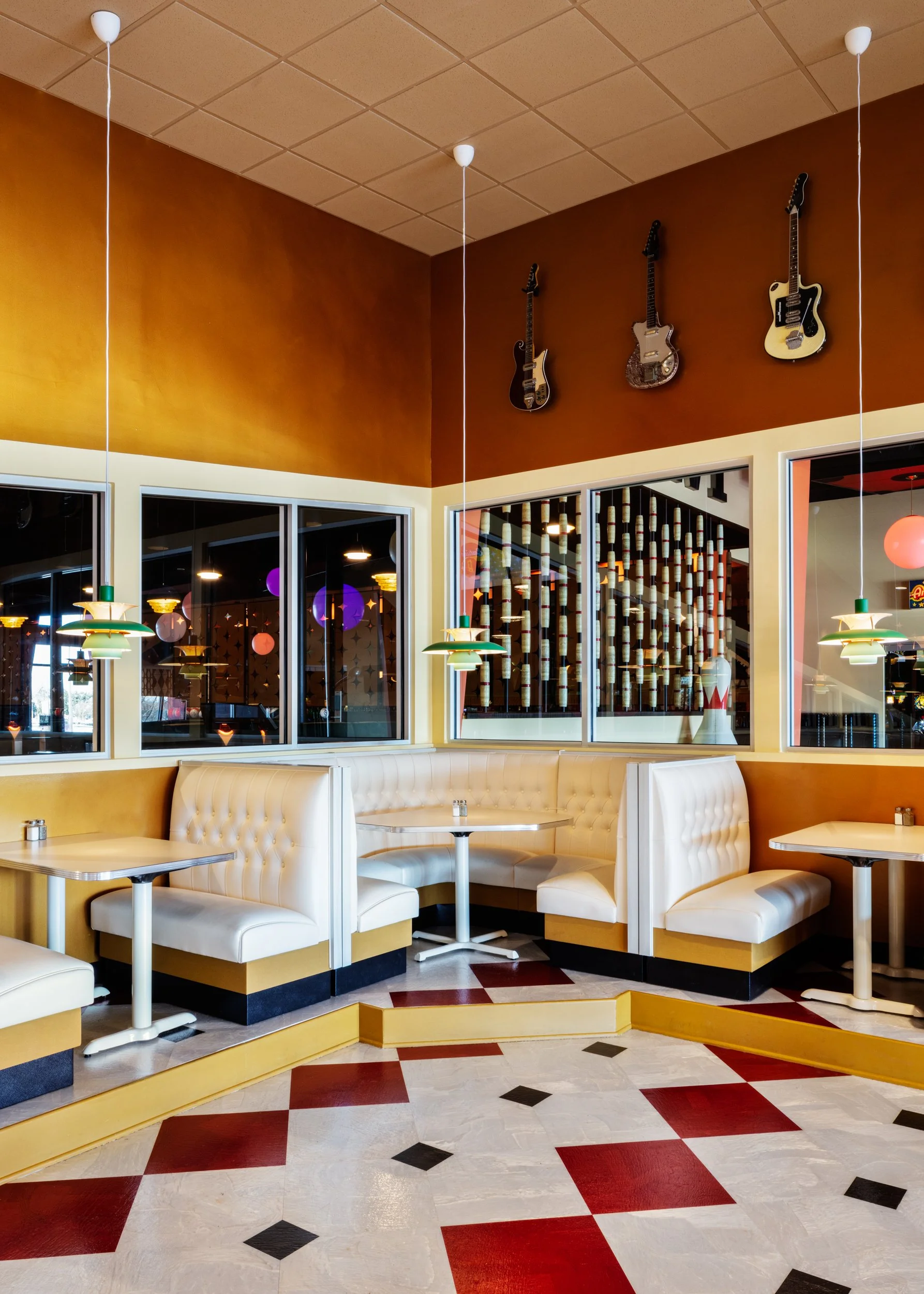 bowling_alley_diner-2.jpg