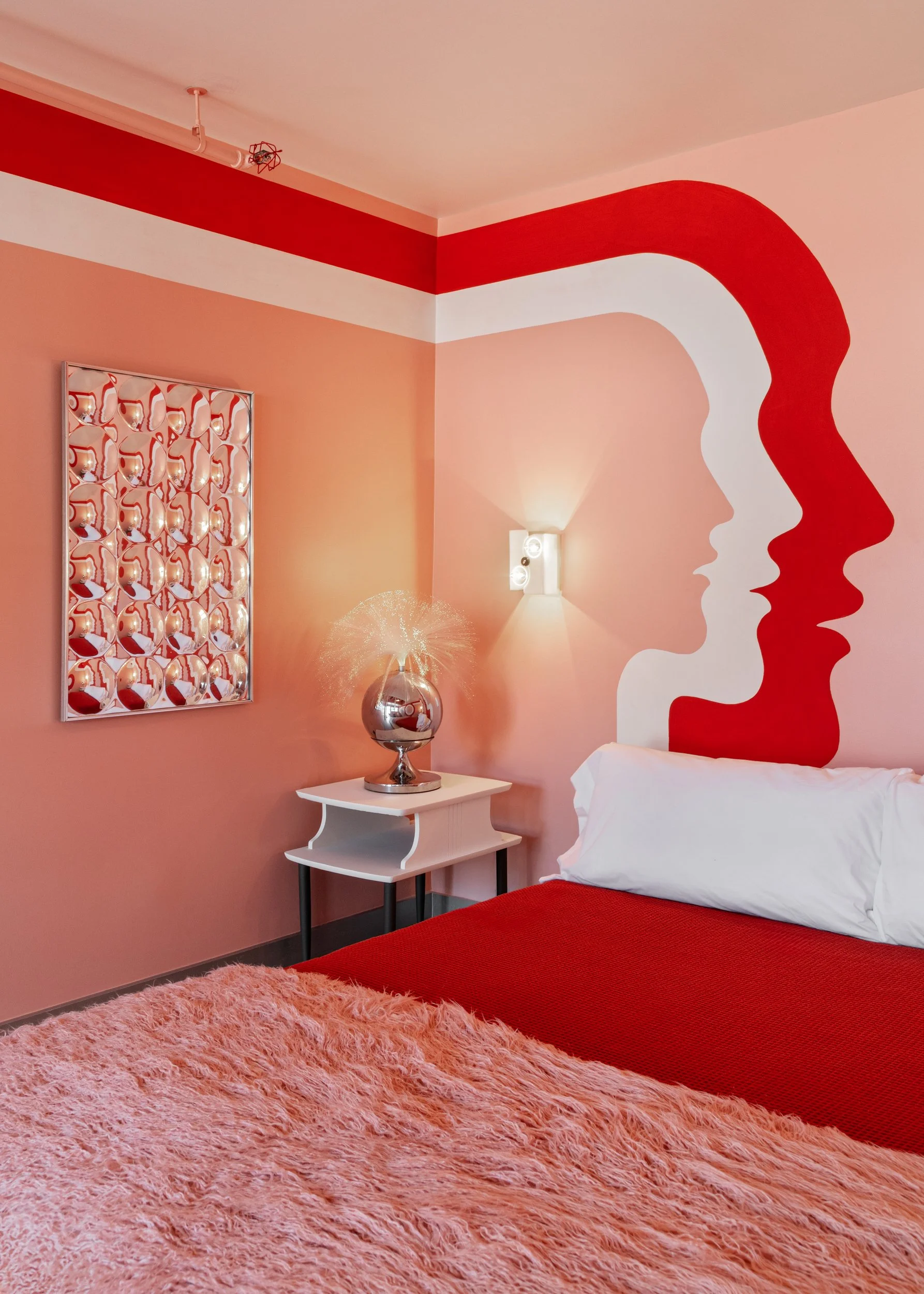 dive_motel-2.jpg