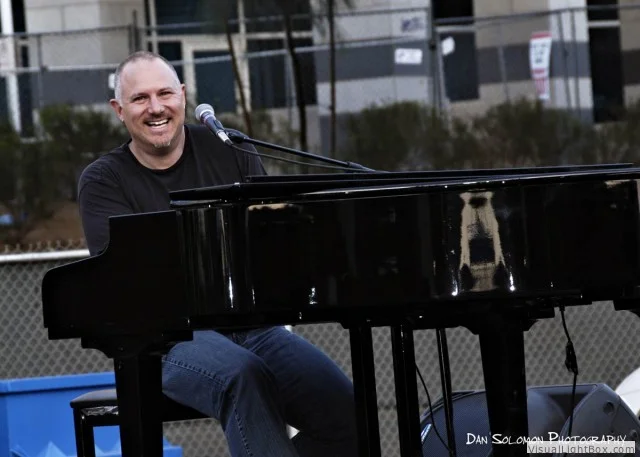 billy-piano-tempe-music-fest-2009.jpg
