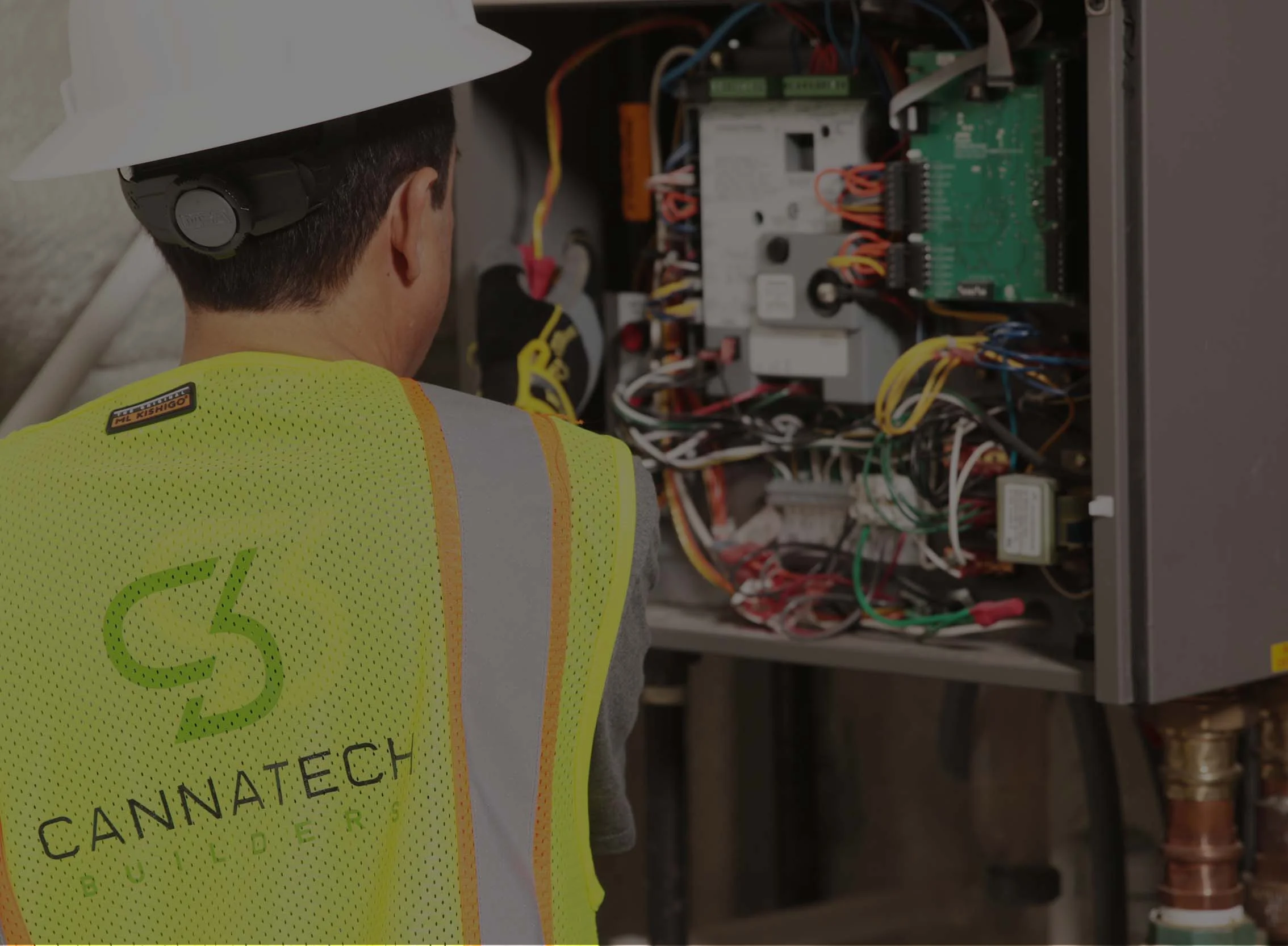 Cannatech-Technician-3682.jpg