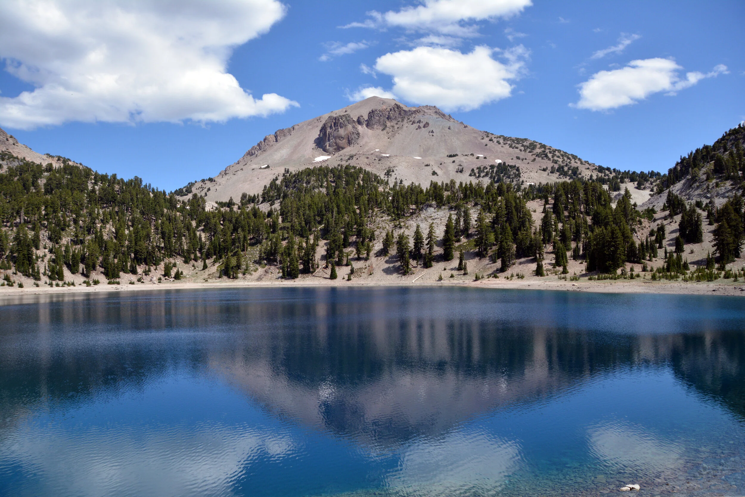  Lassen Peak, Lassen Volcanic National Park 