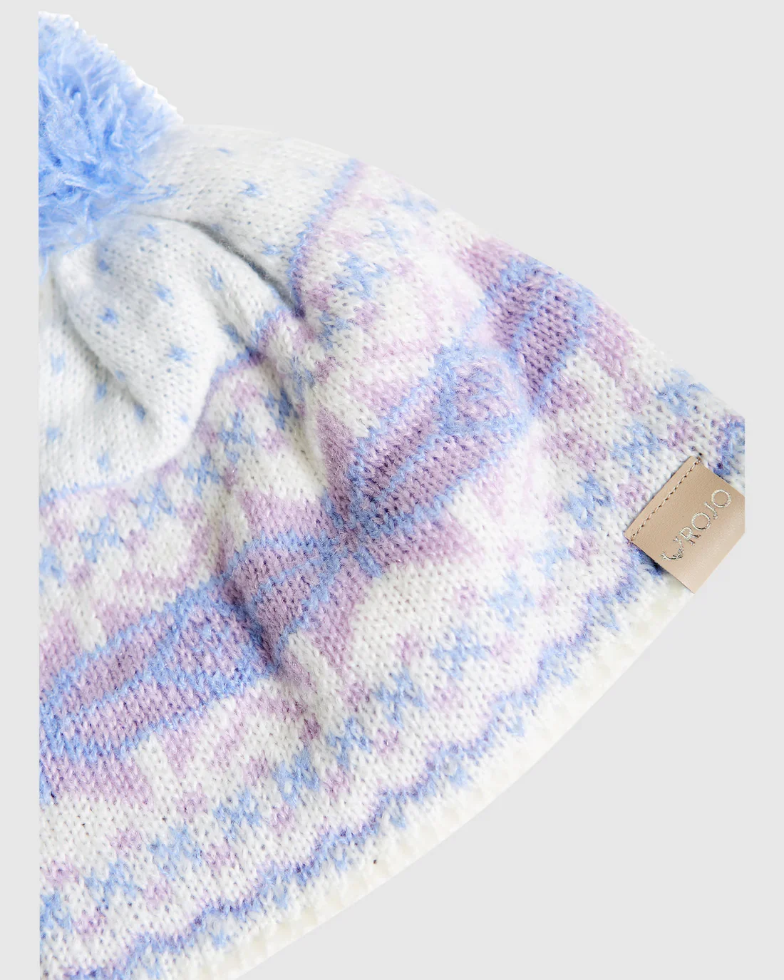 RW-AC-HB-5470SNOWFALLBEANIESNOWWHITE2.webp