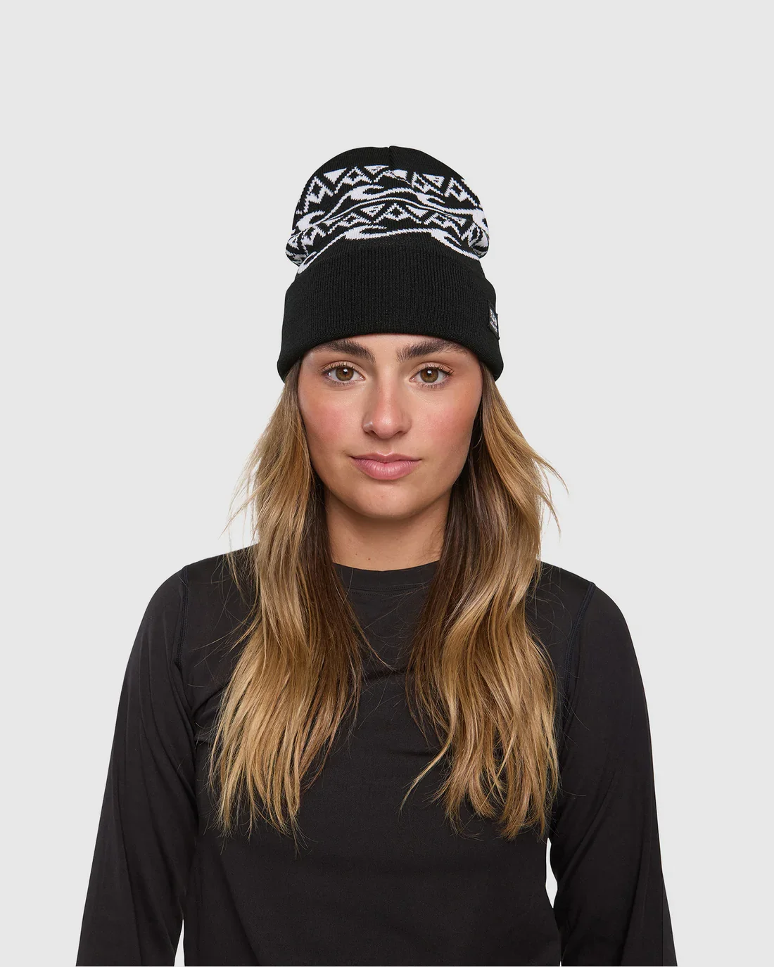RW-AC-HB-5750-TBLMOUNTAINS_OCEANSBEANIETRUEBLACK2.webp