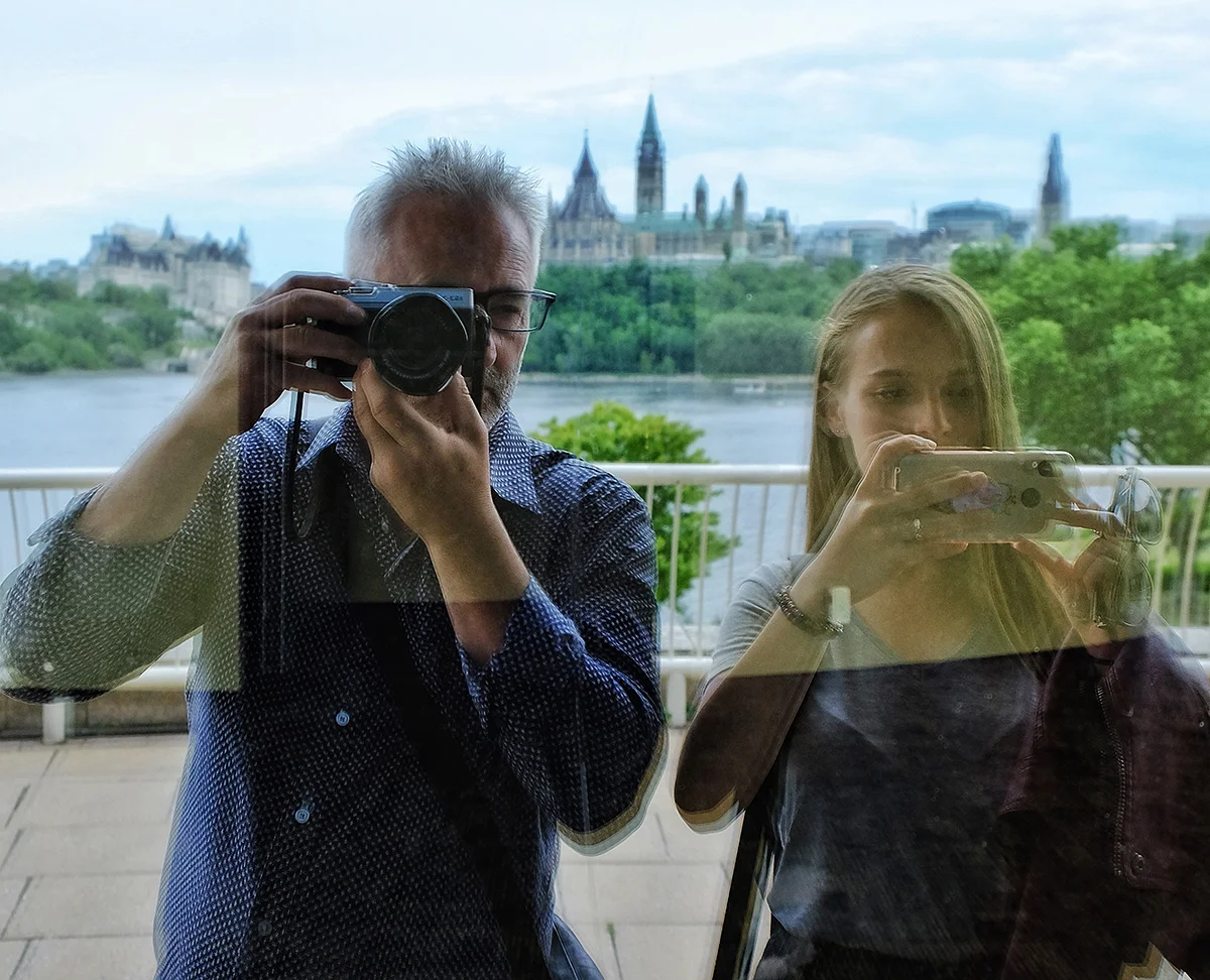 Lara with Ottawa photographer and FLC mentor, Dwayne Brown, on a ‘discovery photowalk’.