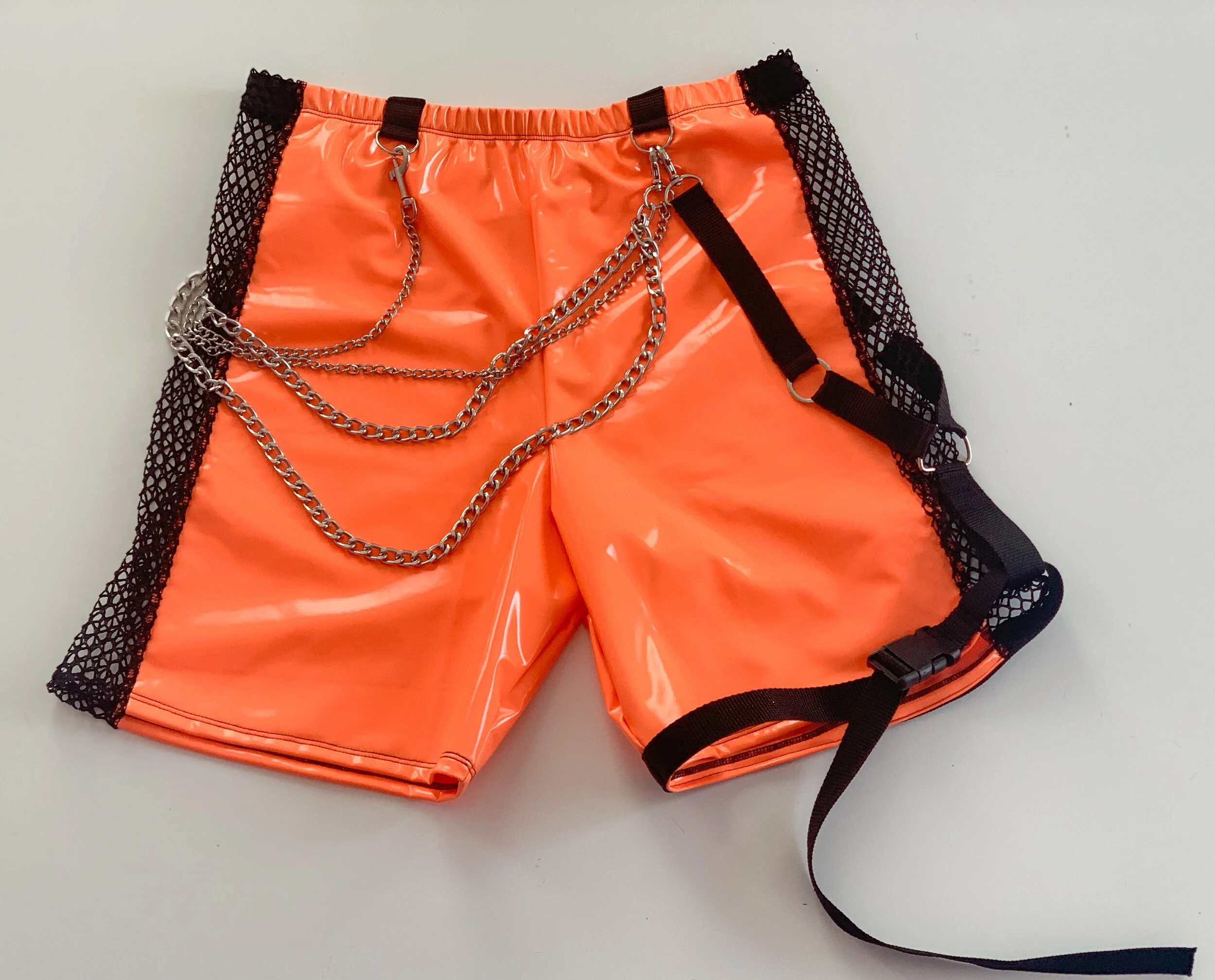 F010C109-9F10-427E-A704-200836647EC2