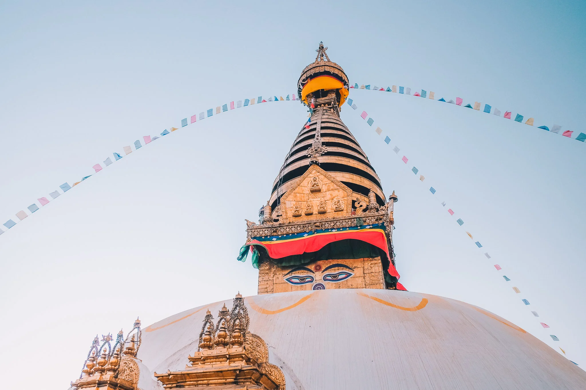 nepal-kathmandu-swayambhunath-stupa-temple-4.jpg