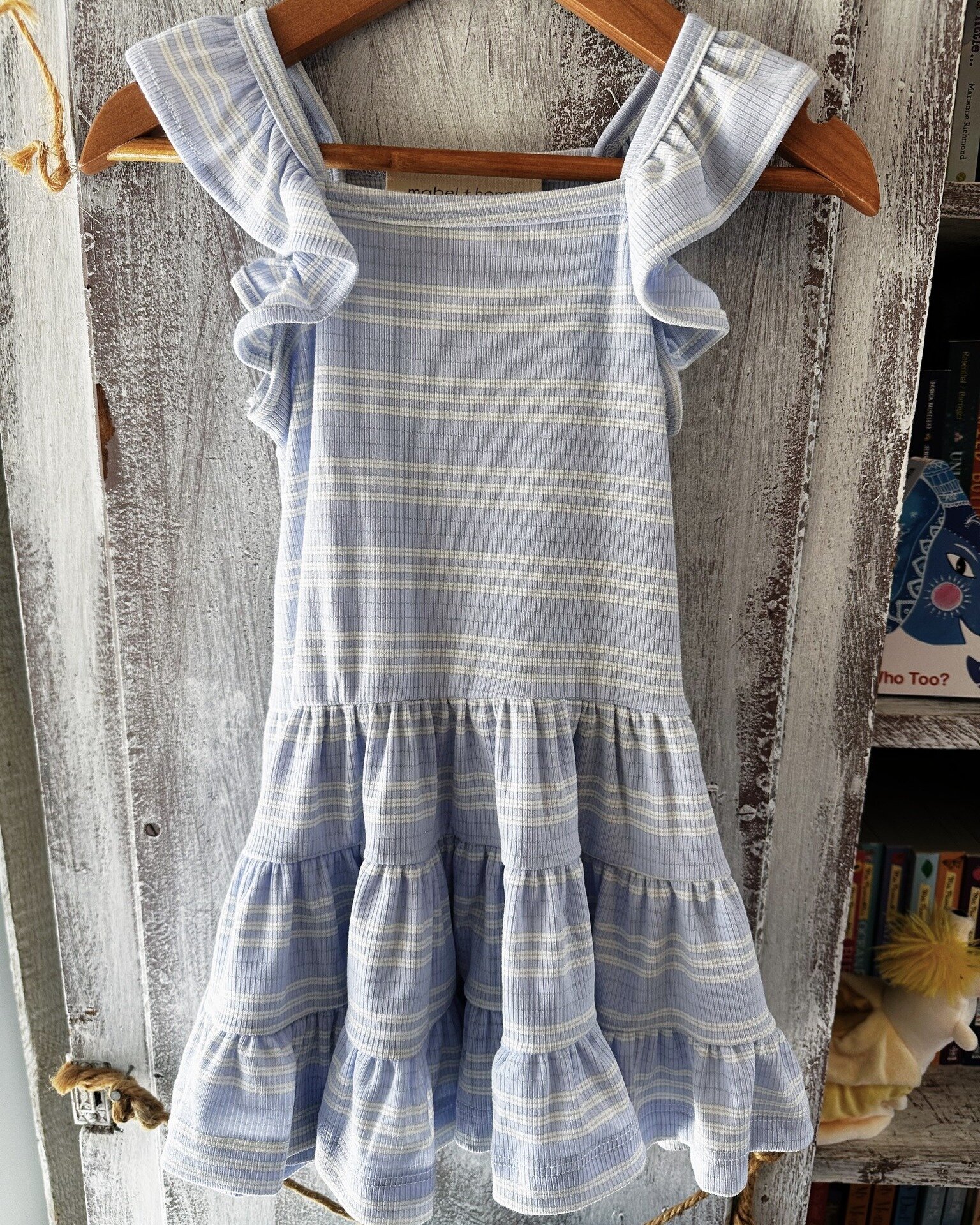 Super soft and slightly sparkly, we are in love with the Payton Drop Waist Dress from Mabel + Honey. This dress will quickly become your little girls favorite! 💕 Shop this and other spring looks now at A Baby Naturally. 

#shopsmall #shoplocal #abab