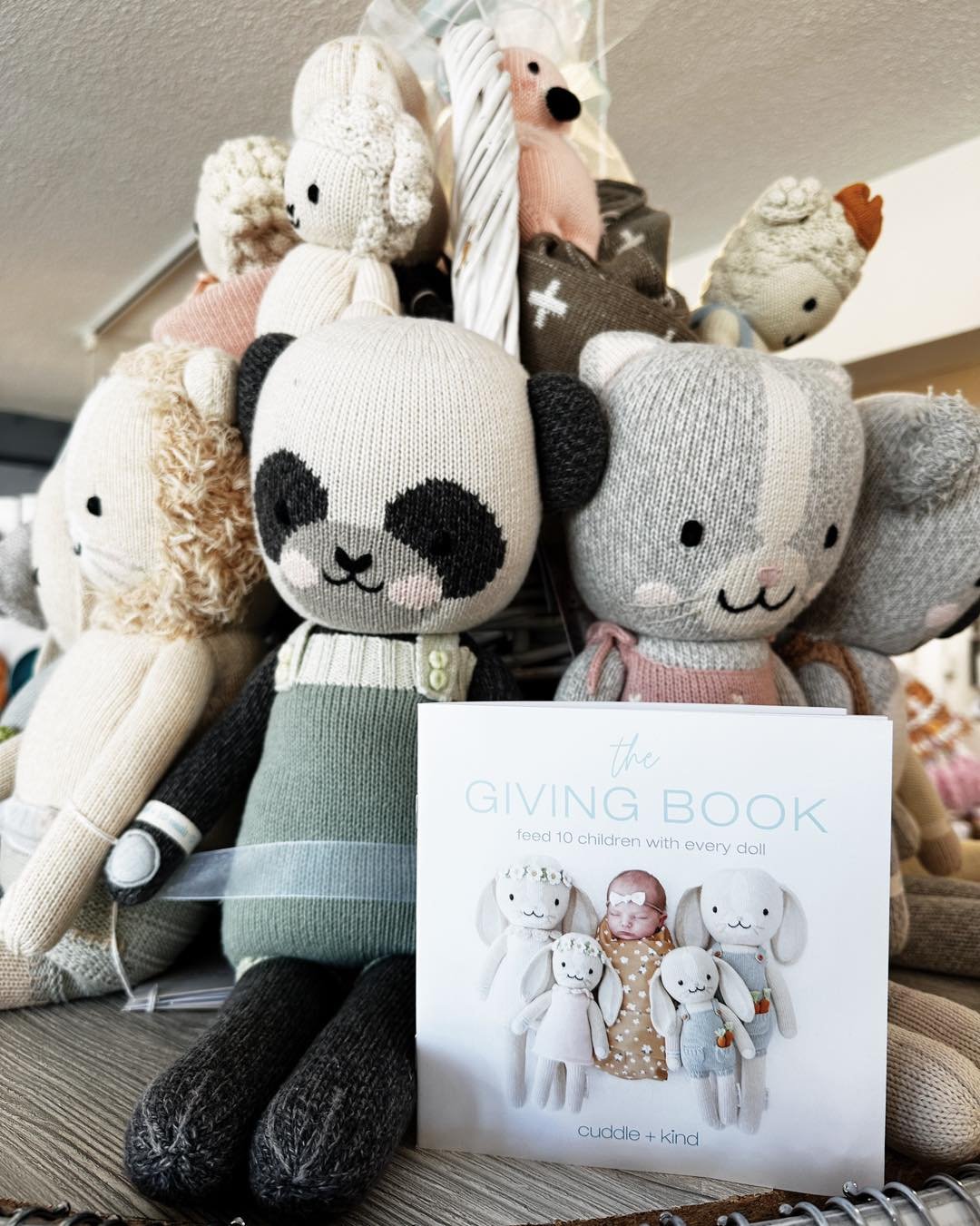 Cuddle + Kind dolls make such a beautiful gift that will be treasured for years to come! And for every doll you buy, Cuddle + Kind gives 10 meals to children in need. 

Shop our newly restocked collection now. 

#shopsmall #shoplocal #ababynaturally 