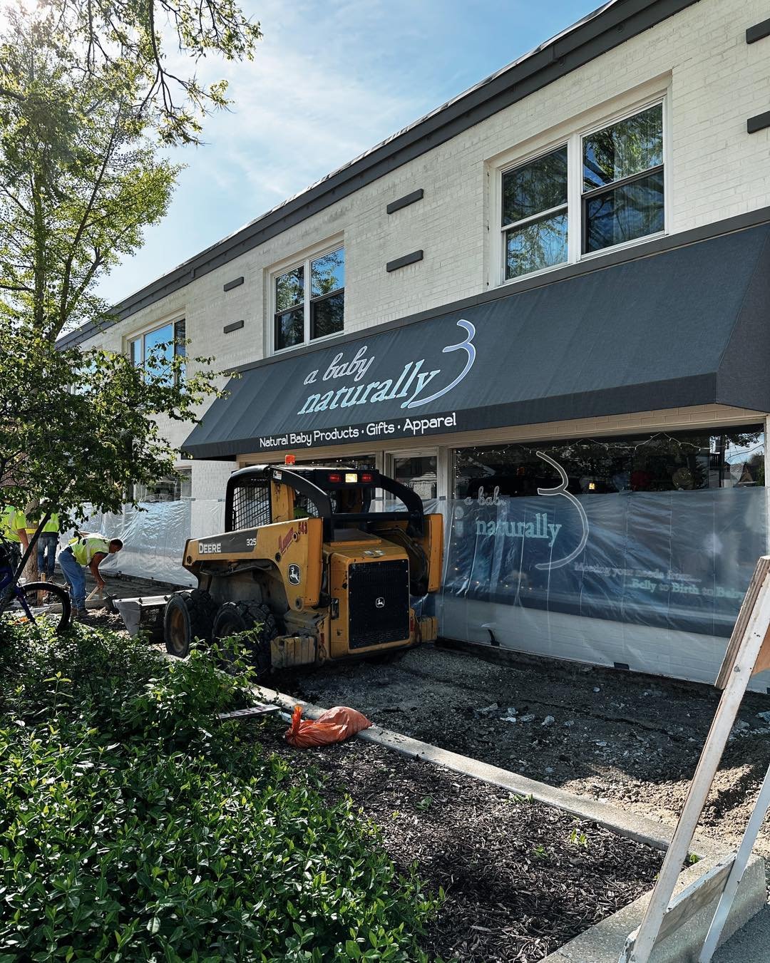 Please read! 

The city is re-pouring the sidewalk today, please plan to use our side door off of Hale Street. We will be open our regular hours 10 AM - 5 PM. 

Thank you for your patience during this project.