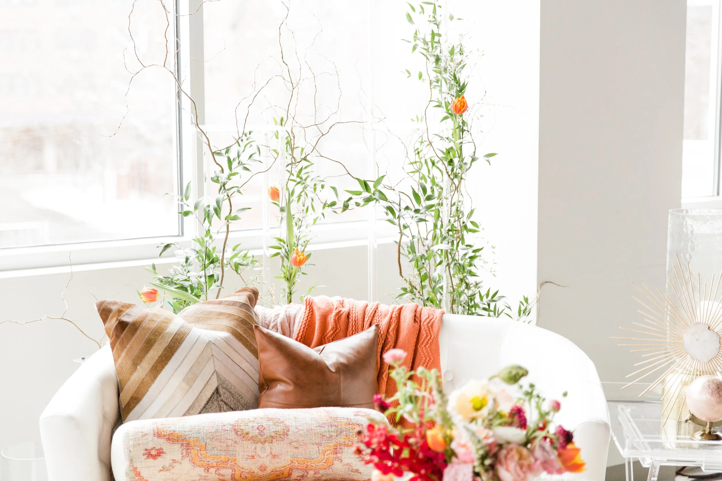 Colorful Spanish Wedding Inspiration Lakeshore in Love Photography by Lauryn (220).jpg