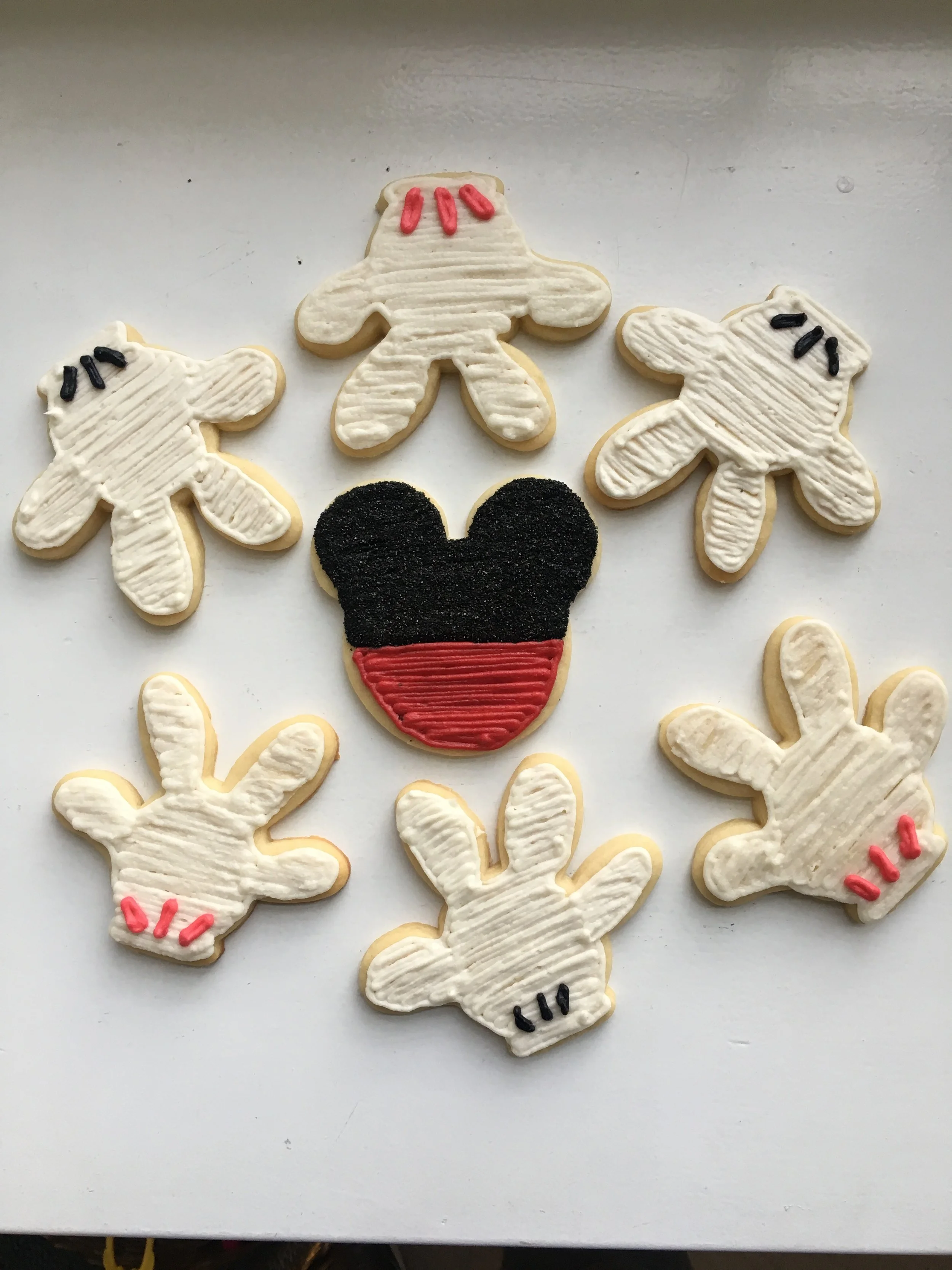 Mickey Mouse Cookies 2.JPG