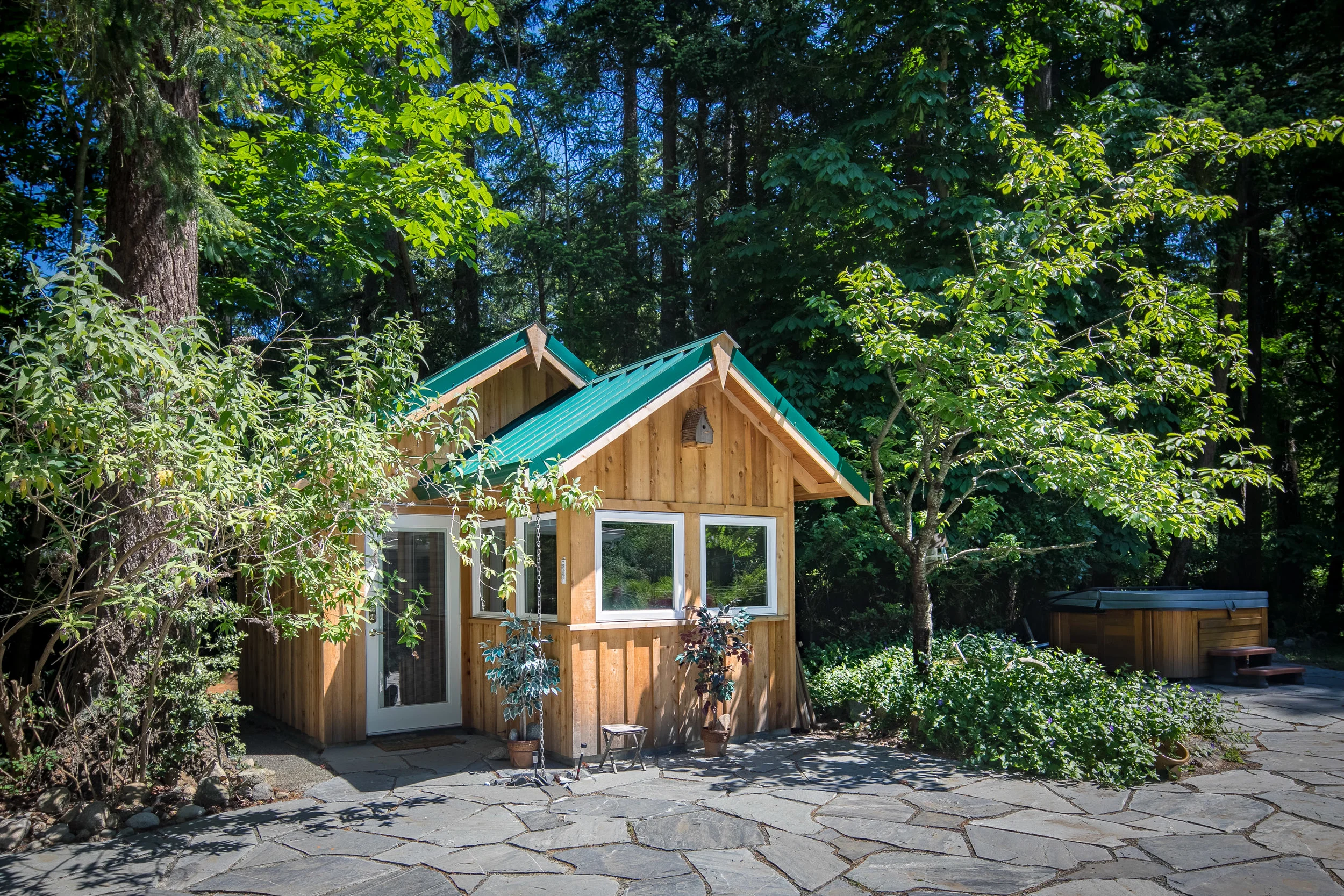 2411 Queenswood Drive, Victoria, BC 2,300,000 — MacLeod Group