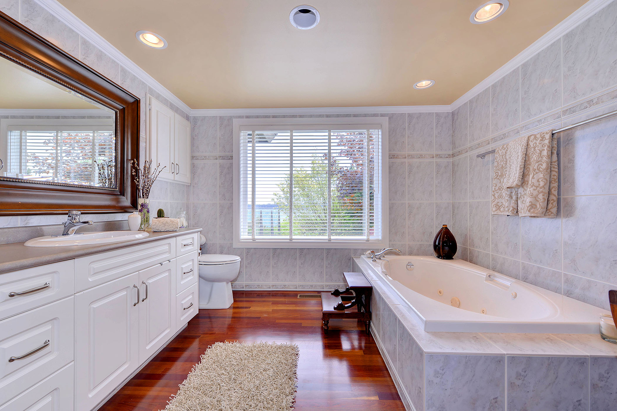 Ensuite.jpg