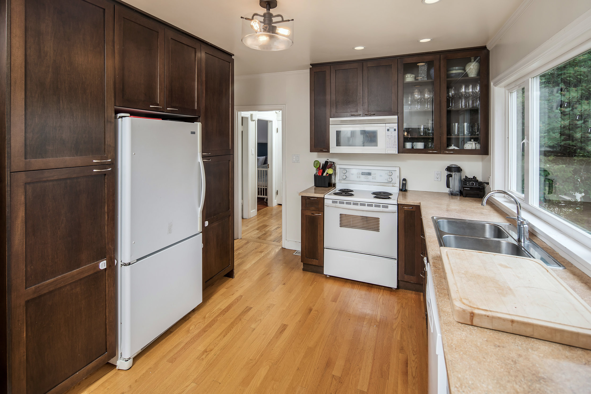 1675 Knight Ave-23.jpg