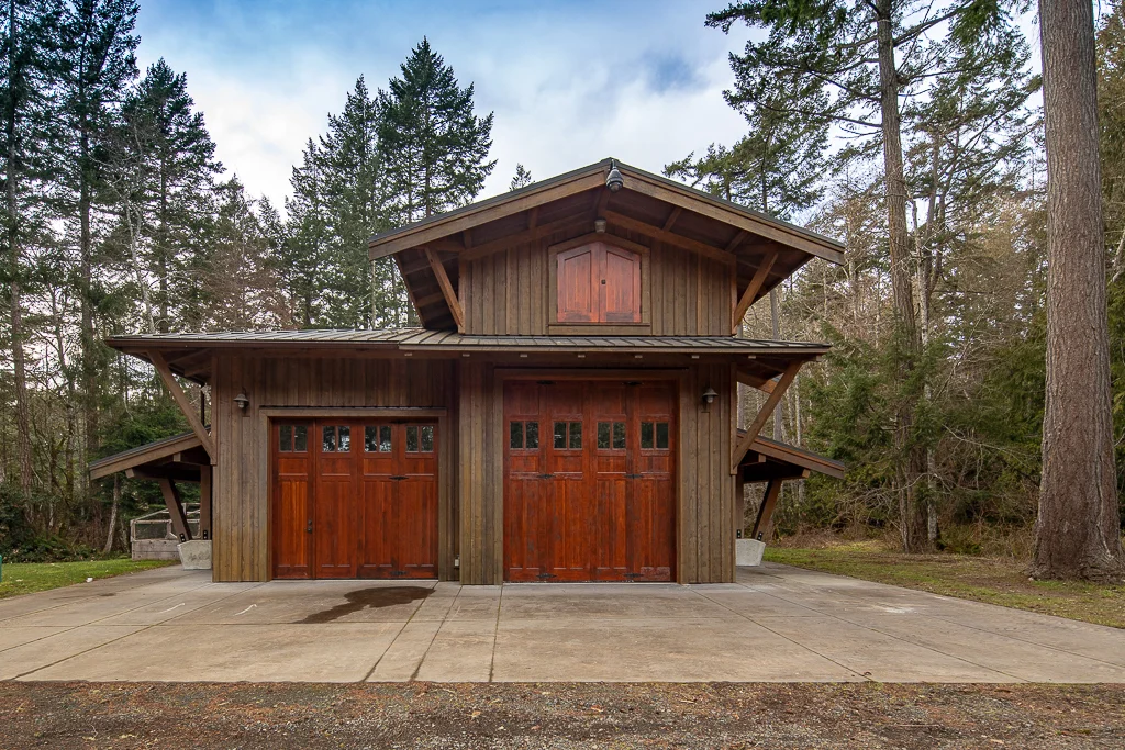5179 East Sooke Road, Victoria, BC 6,900,000 — MacLeod Group