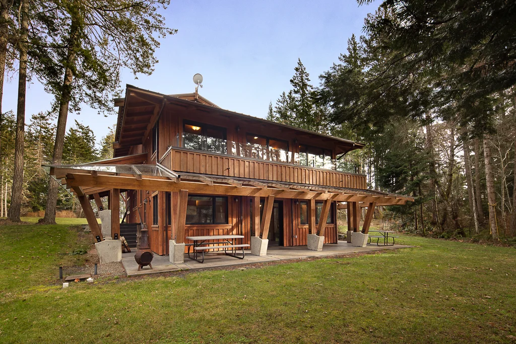 5179 East Sooke Road, Victoria, BC 6,900,000 — MacLeod Group