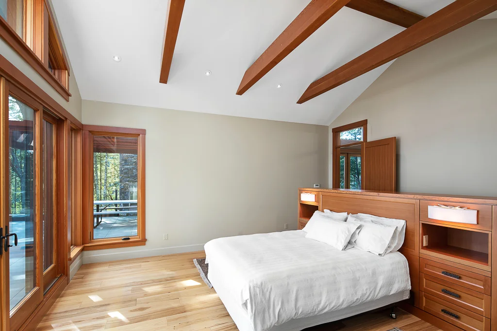 5179 East Sooke Road, Victoria, BC 6,900,000 — MacLeod Group
